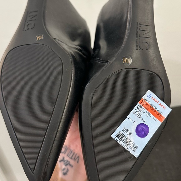 Black pointy toe wedged boots - Picture 4 of 4